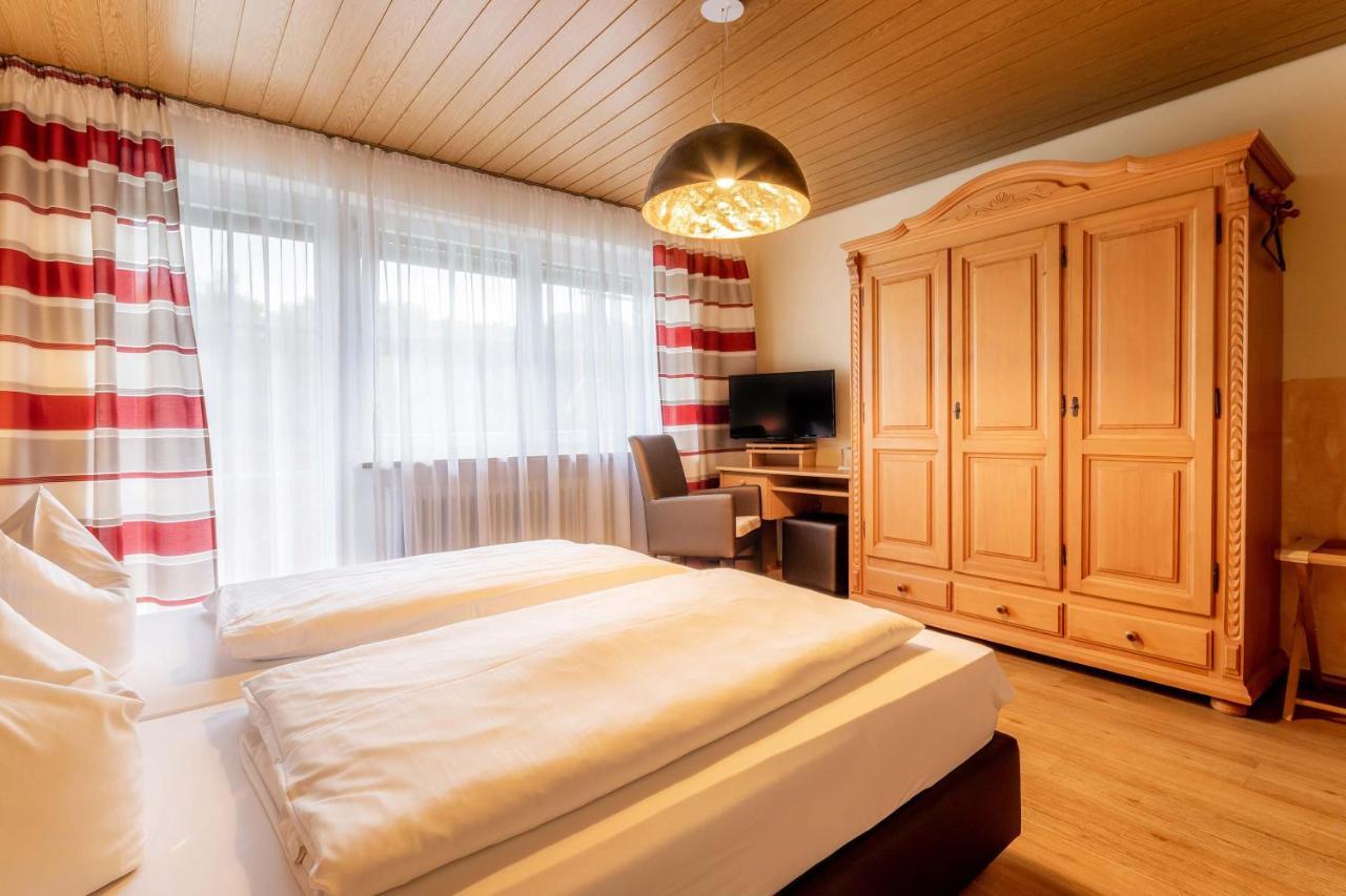 Landgasthof Moser & Restaurant Bootshaus Windorf  외부 사진