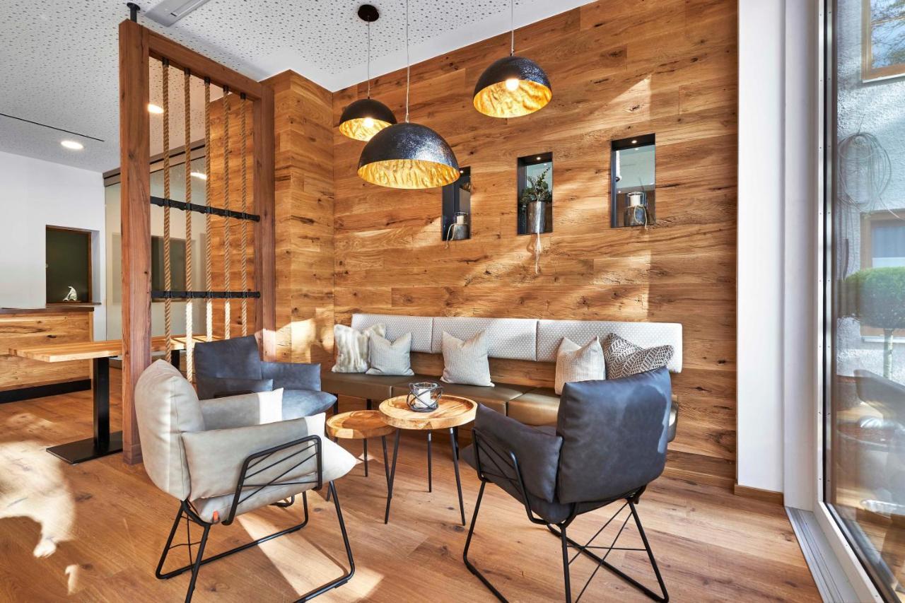 Landgasthof Moser & Restaurant Bootshaus Windorf  외부 사진